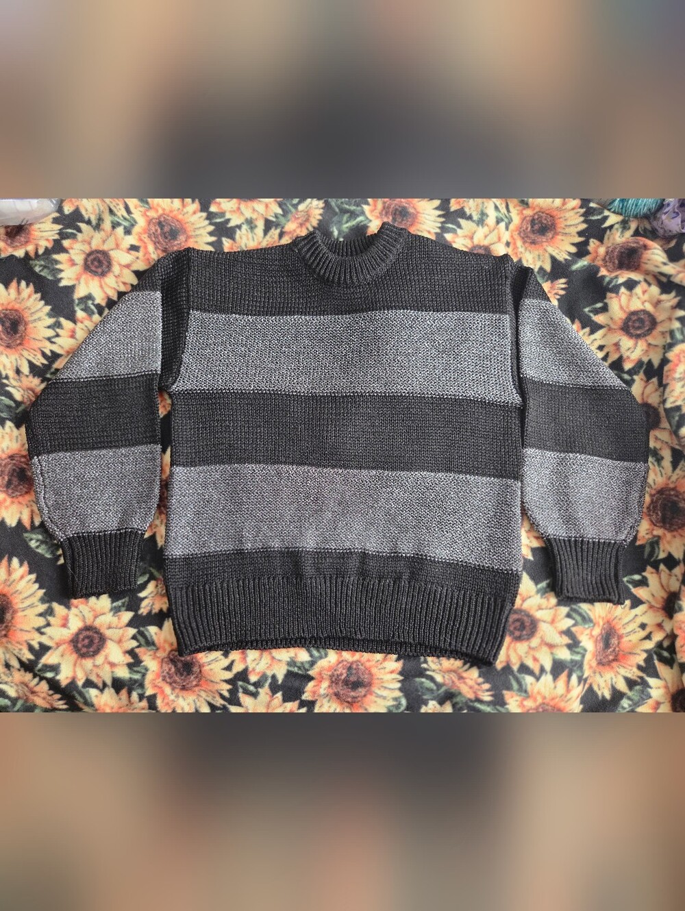 H&M Divided Black&Grey Striped Crewneck Sweater